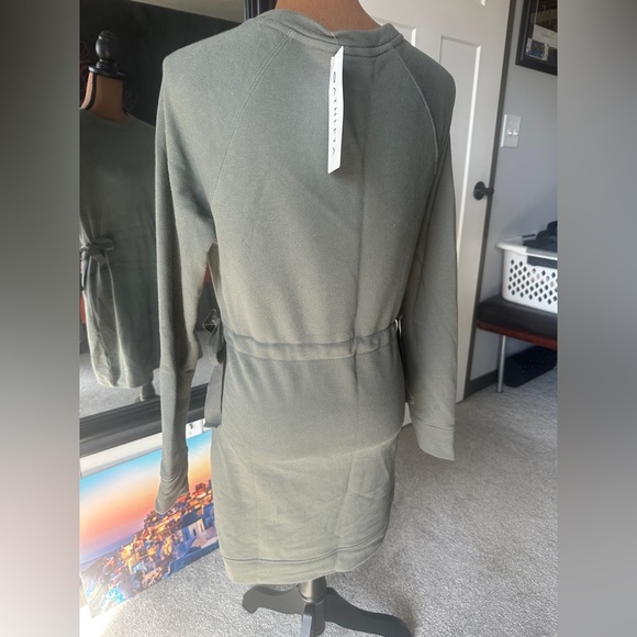 Athleta Studio SIZE XS Olive Green French Terry Cinch Waist Sweatshirt Dress - Picture 3 of 7